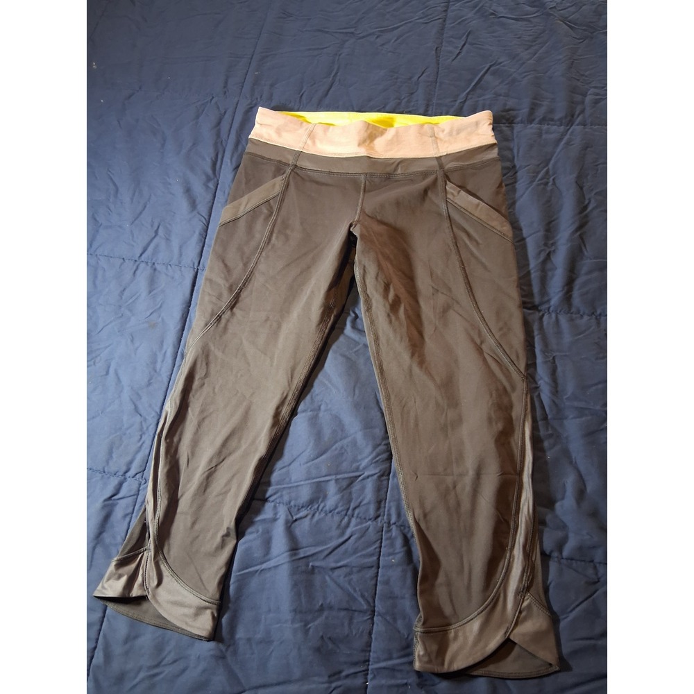 Lululemon Run Inspire Crop II Gray Pink‎ Yellow Leggings Size 6 W5631S